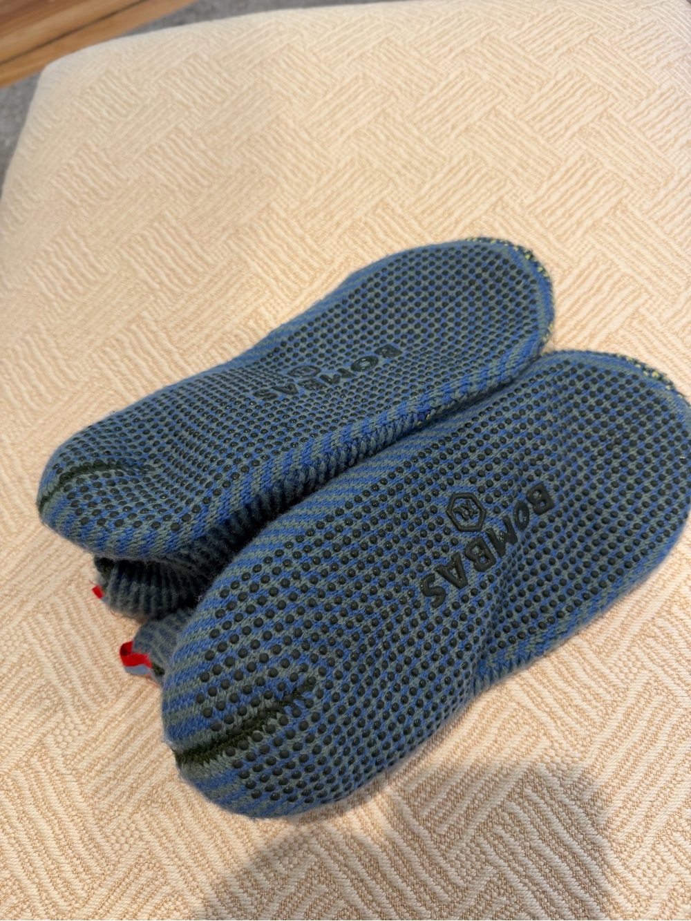 NWOT BOMBAS The gripper Slipper Cozy Indoor Slipper. Green Blue Colorway. SZ XL - Picture 3 of 6